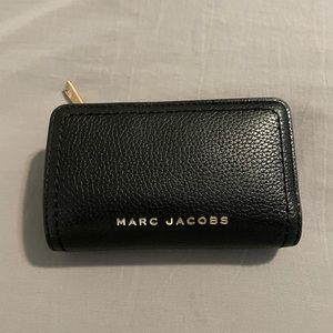 Marc Jacobs wallet black colour
